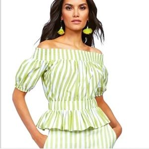 NWT 💚 NY&C Ruched Peplum Balloon Sleeve Blouse Size Medium